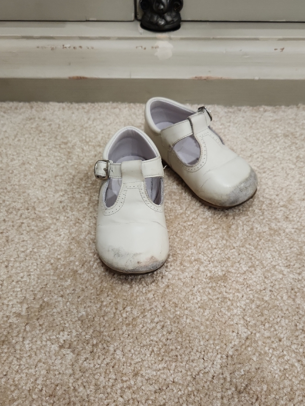 Pepa London Classic T-Strap Kids Dress Shoes Size EU 22/ US 6 Made In Spain